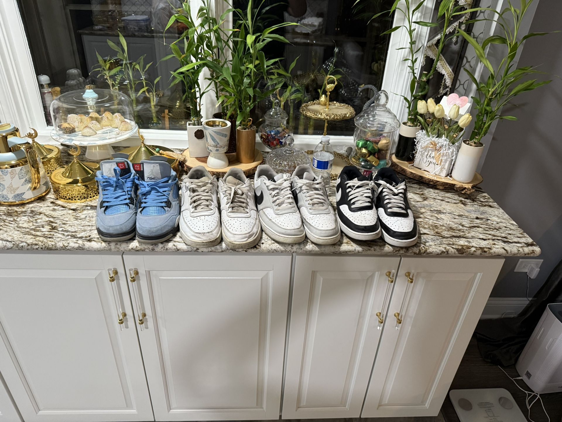 Jordan 4”s Baby Blue, Air Forces, Panda Dunks, Grey Dunks 