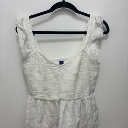 white old navy top