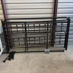 King metal Bedframe