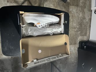 Converse Size 13 All White 40$ Come Get Them!