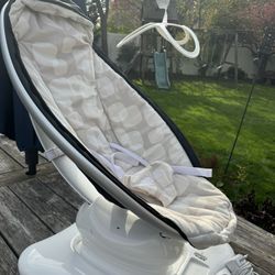 4Moms Mamaroo Baby Swing