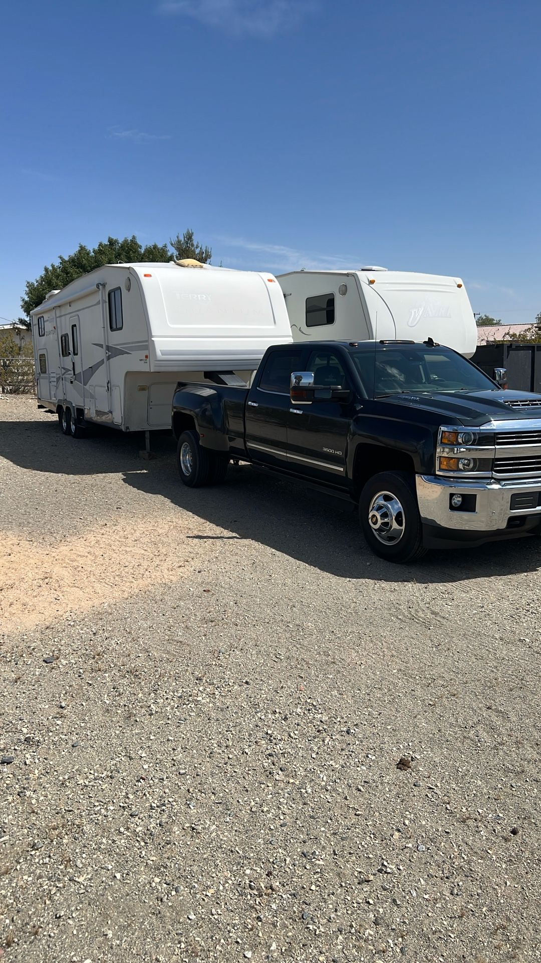 2018 Chevy 3500 With An 04 Terry Quantum Fifth Wheel