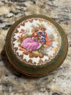 Limoges France vintage trinket box