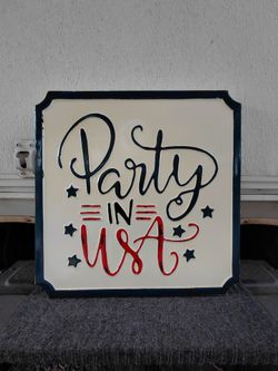 Metal "Party in USA"  wall decor