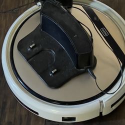 iLife Robotic Vacuum Cleaner with Mopping Feature 