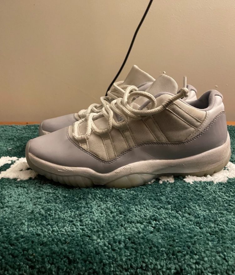Jordan 11s