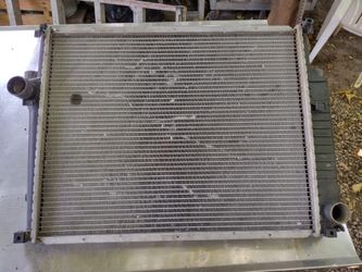 325 Series BMW Radiator