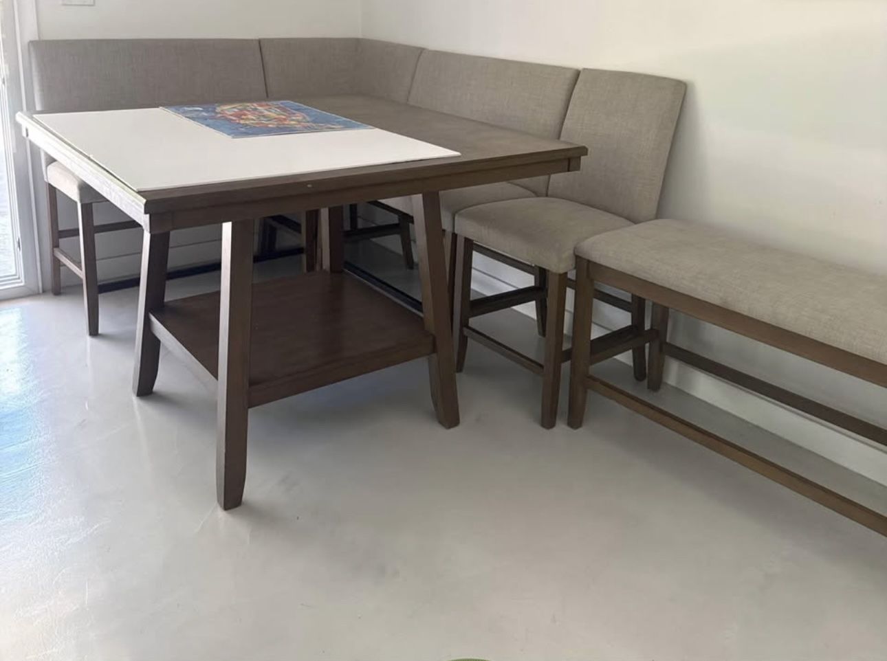 Dinning table