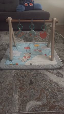 Bright Starts Winnie the Pooh Once Upon a Tummy Time Baby Playmat