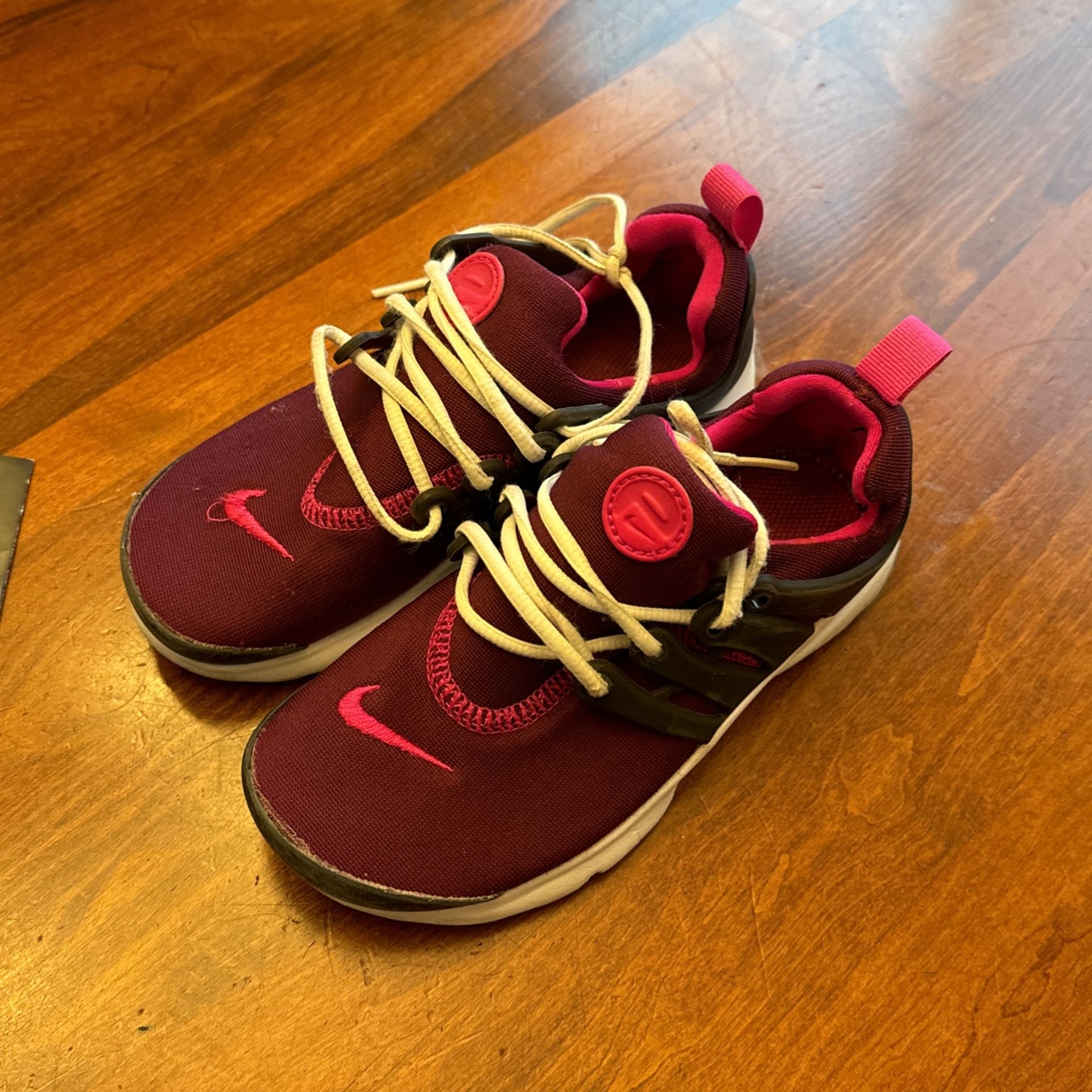 Nike Girls Size 13 