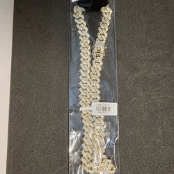 14k Plated White And Gold Chain 