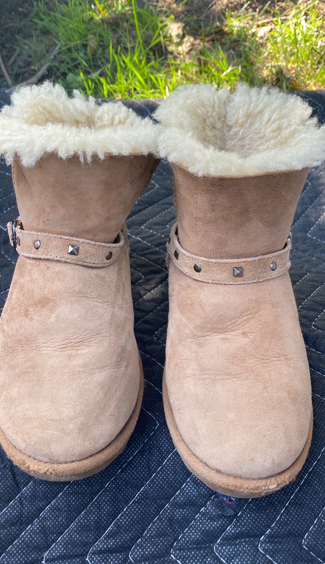 Girls winter boots size 2