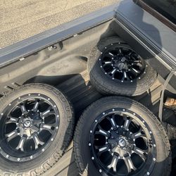 Fuel Rims With Tires 
