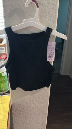 Xs Black Crop Tops 6 Shirts To A Box 