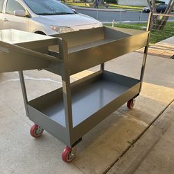 Heavy duty work cart . New