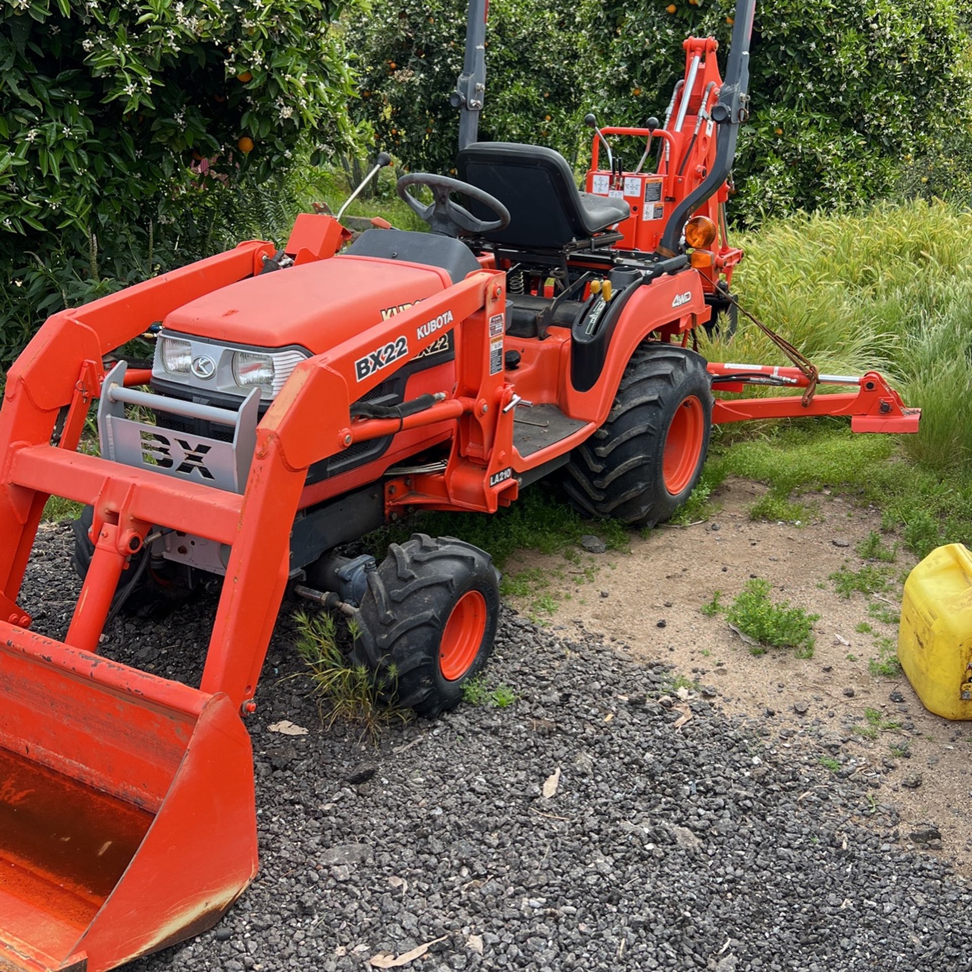 Tractor Kubota With Backhoe 