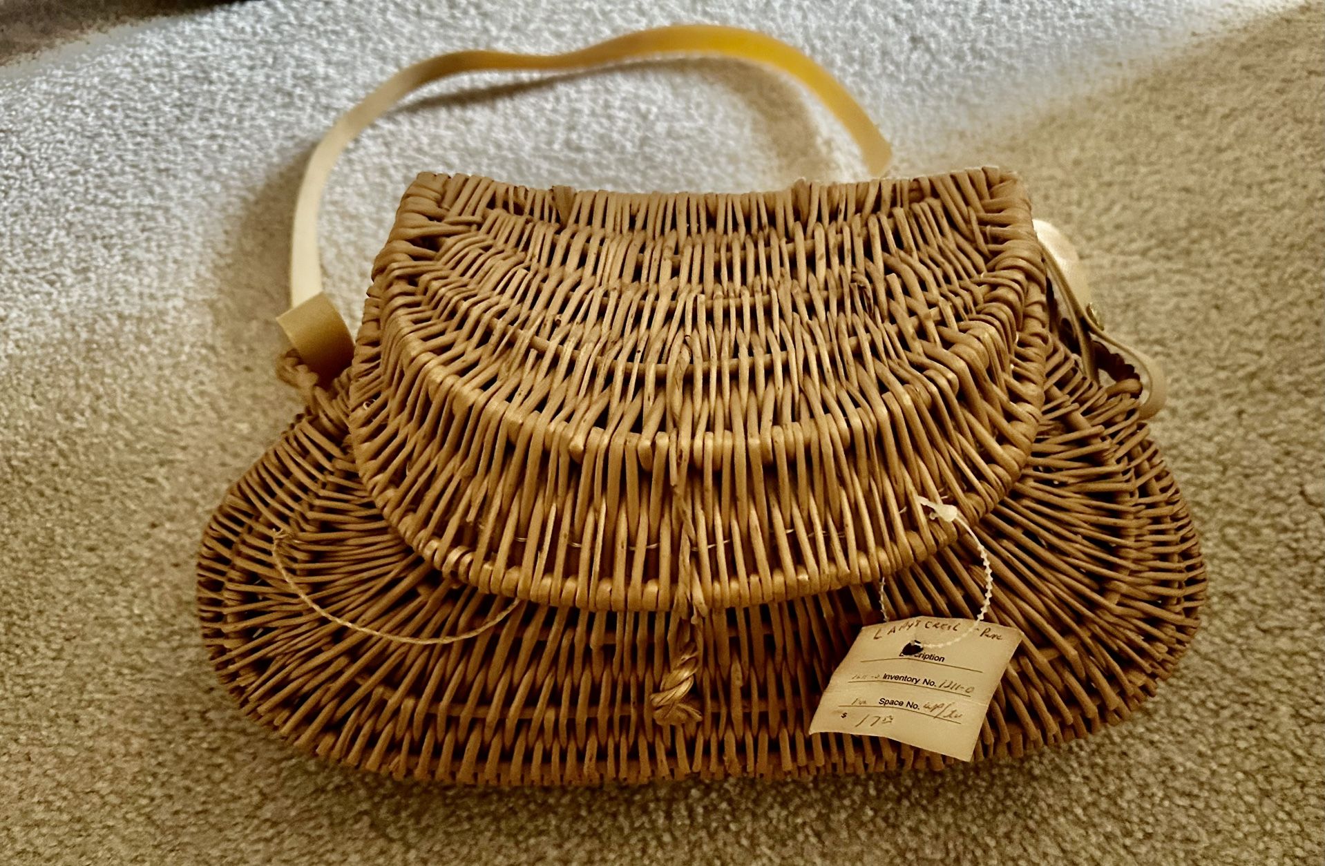 VINTAGE FISHING CREEL BASKET
