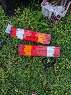 Truck or trailer lights