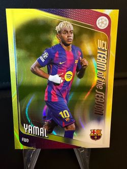 Lamine Yamal  Topps  Gold  Lava Refractor