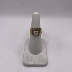 14kt Gold Diamond Engagement Style Ring 