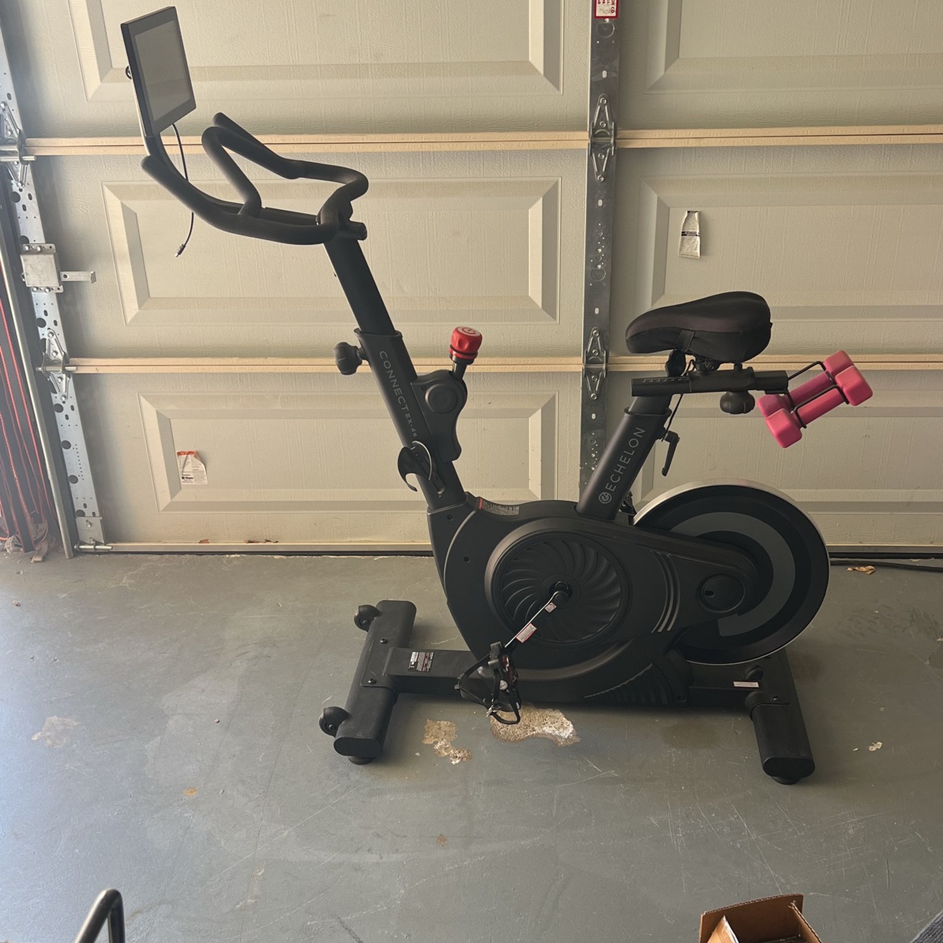 Echelon Connect EX 4s Stationary Bike