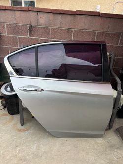 RIGHT PASSENGER SIDE REAR DOOR 2015 HONDA ACCORD (SILVER) WITH HINGES
