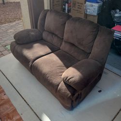 Ashley Furniture Toletta Chocolate power recliner loveseat