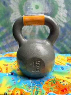 NEW  45 LB.  KETTLEBELL