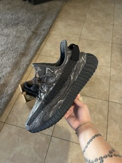 Yeezy Boost 350 Mx Dark Salt 