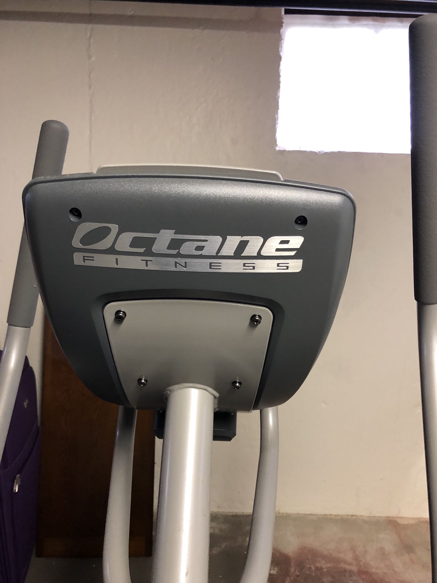 Octane fitness elliptical