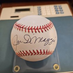 Signed Joe Di Maggio Baseball 
