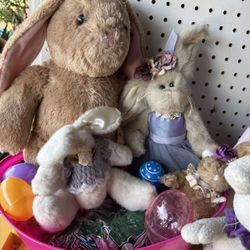 Bunnies Plushies For Easter 