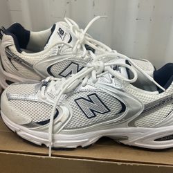NEW BALANCE 530 Men Sneakers 