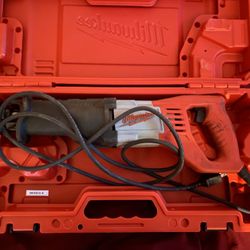 Milwaukee Sawzall / Soso 