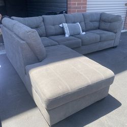 Like Brand New Sectional Couch 