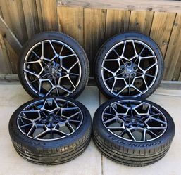OEM Hyundai Kona N stock wheels
