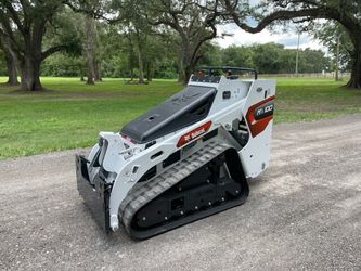 Mt-100 Bobcat