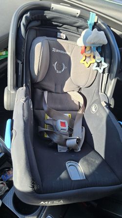 Infant Car Seat