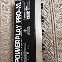 Behringer Powerplay Pro-XL HA4700 4-Channel Headphone Amplifier