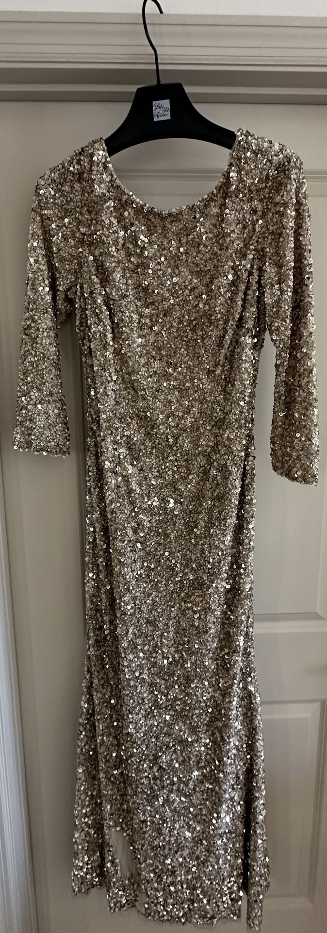 Theia Long Sleeve Sequin Dress In Gold