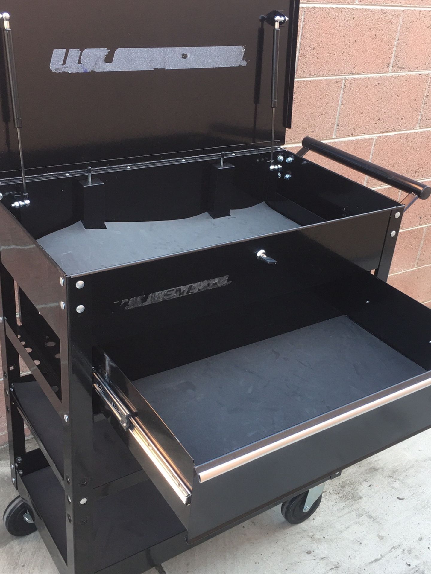 Tool Box USA General With Key