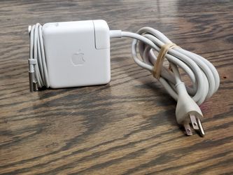 85 watt magsafe power adapter