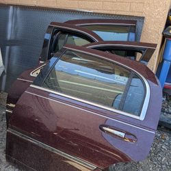 2011 Lincoln Town Car Parts