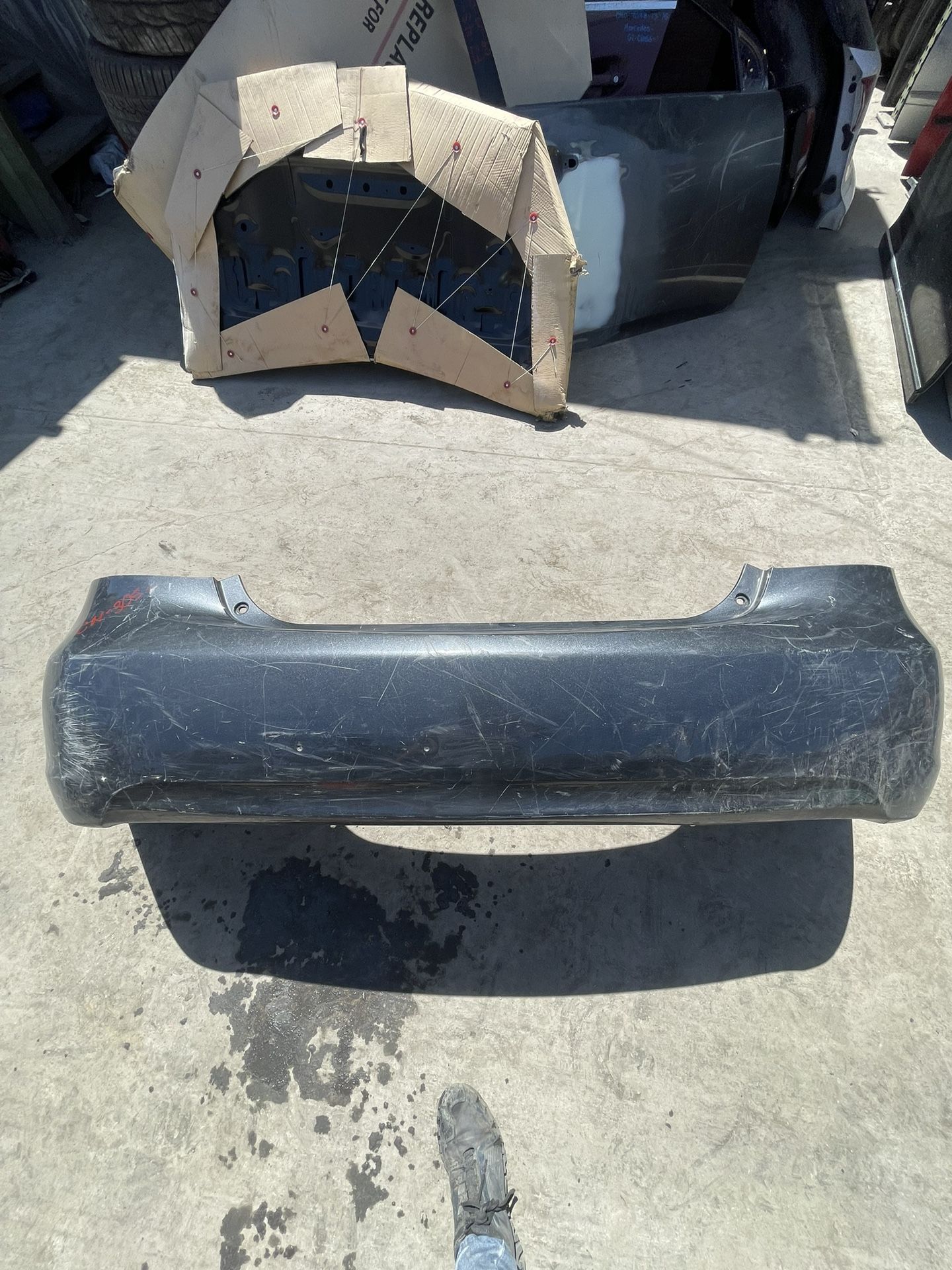 2007 2008 2009 2010 2011 Toyota Yaris Sedan Rear Back Bumper Cover Used