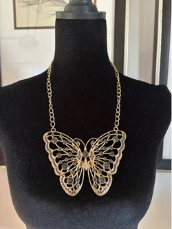 Gold butterfly necklace