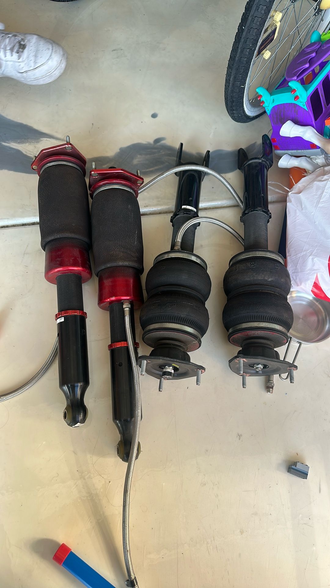 Airlift Performance Struts