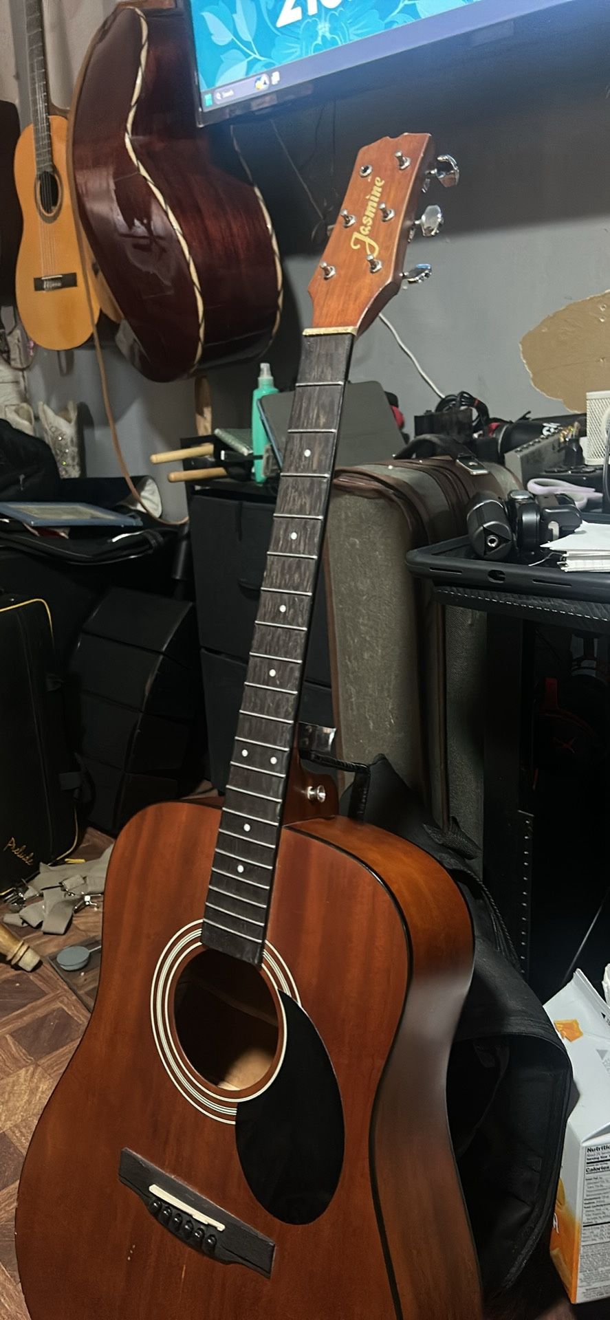 Jasmine Acoustic Guitar