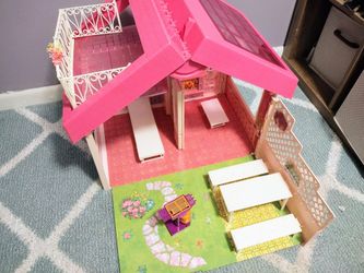 Barbie 1992 Fold N Fun Dream House for Sale in Tampa FL OfferUp