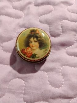 METAL PILL BOX