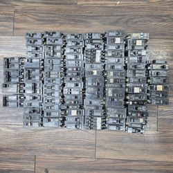  Lot 92 Pcs Mix Amp 125, 100, 50, 30, 20& 15 Siemens Circuit Breaker